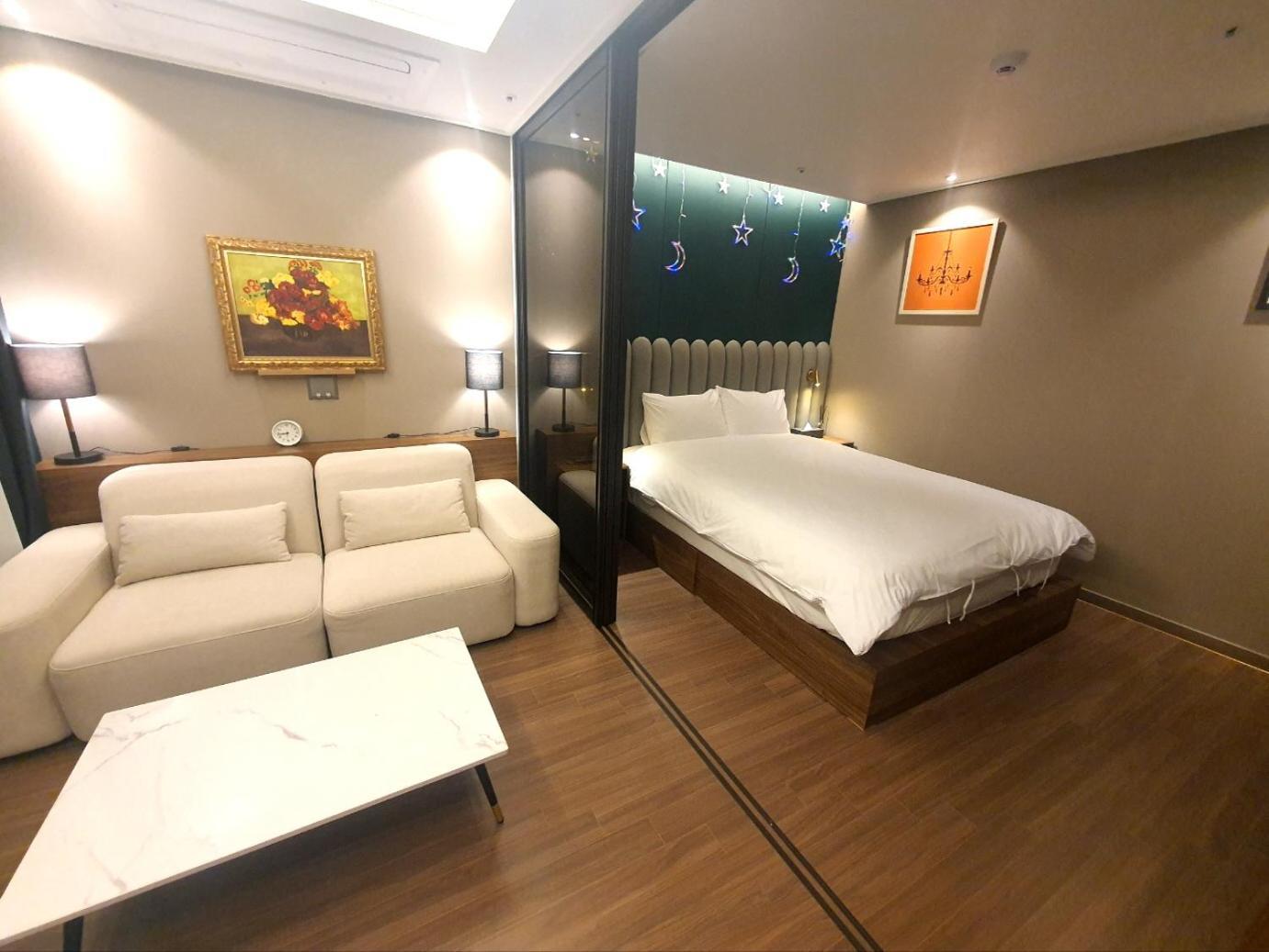 Raviens라비앙즈 Hotell Busan Eksteriør bilde