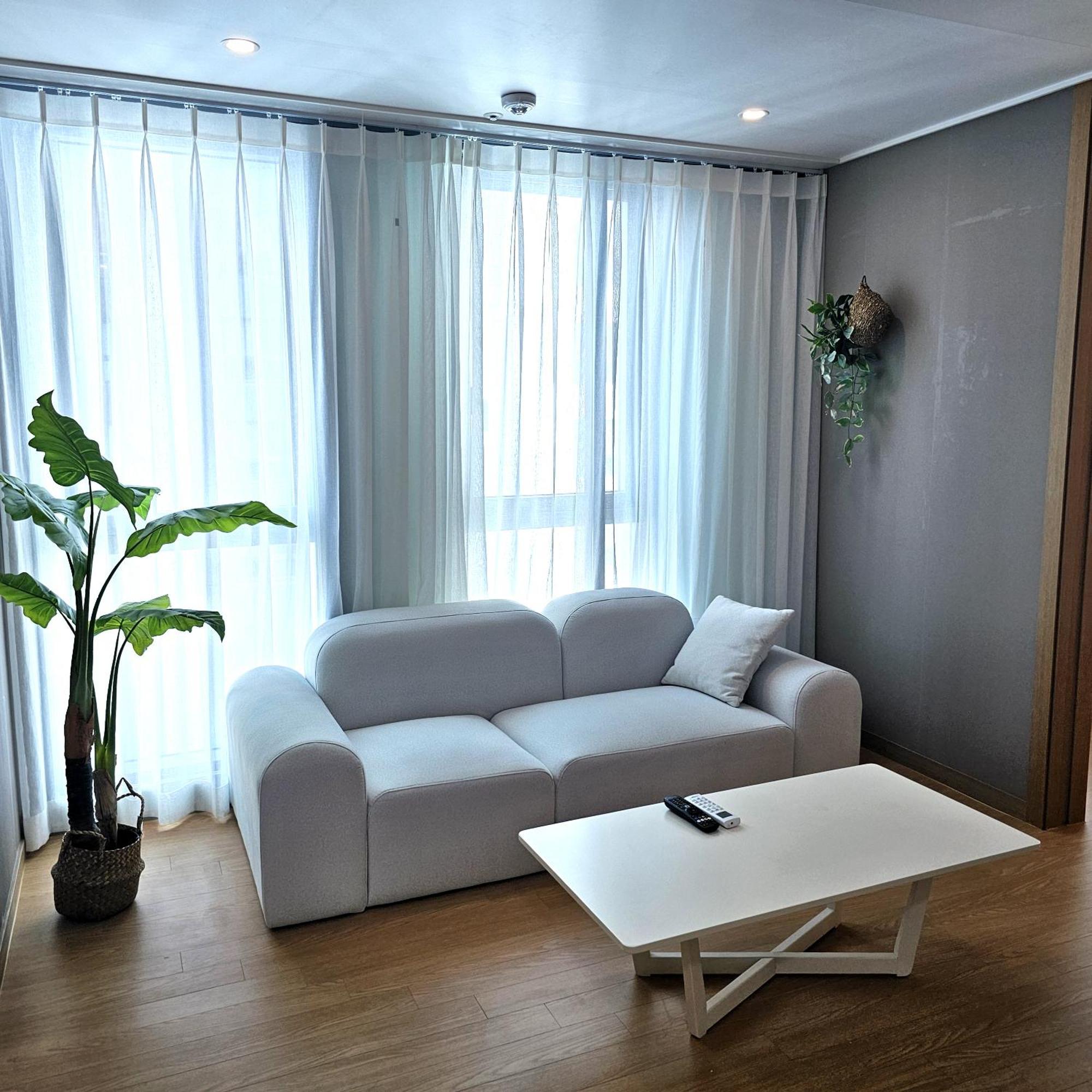 Raviens라비앙즈 Hotell Busan Eksteriør bilde