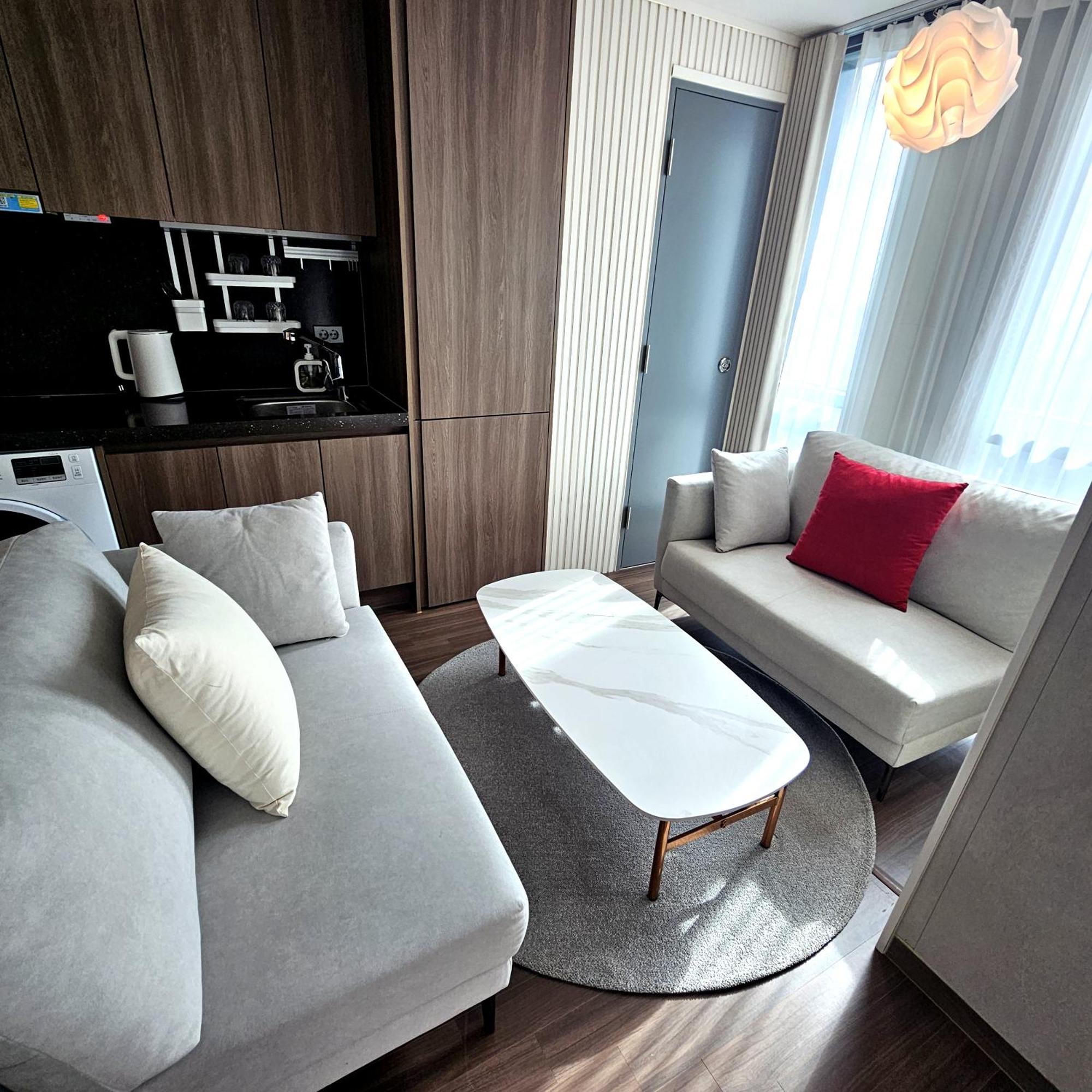 Raviens라비앙즈 Hotell Busan Eksteriør bilde